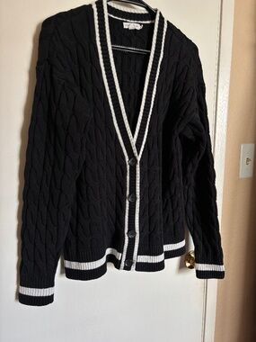 Good American Black Oversized Cardigan Size 12 | Chunky Knit Button Sweater
